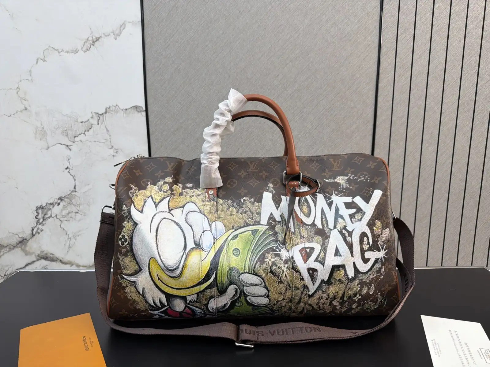 Cabas Louis Vuitton money bag voyage 45cm